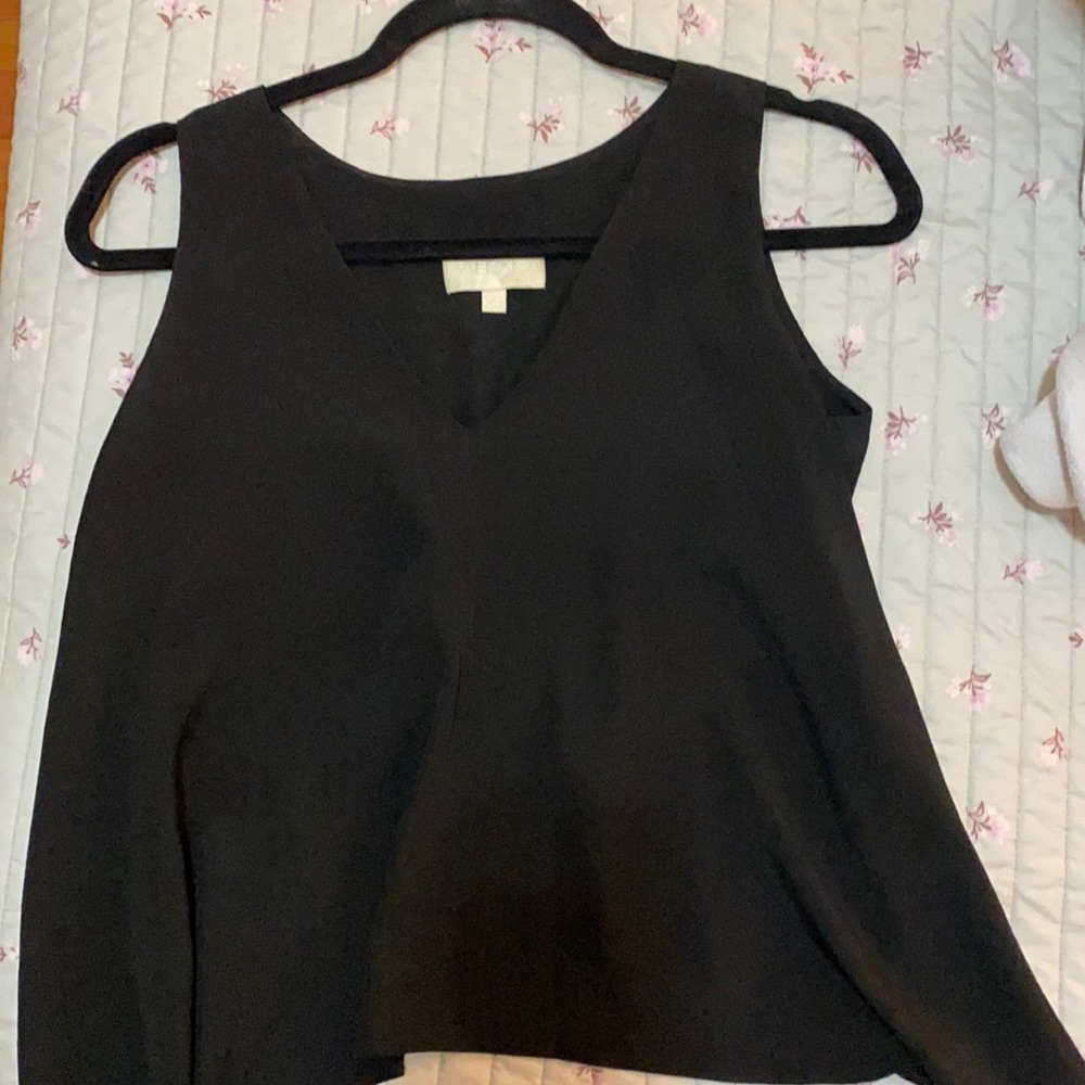Alexis 🖤 Black blouse